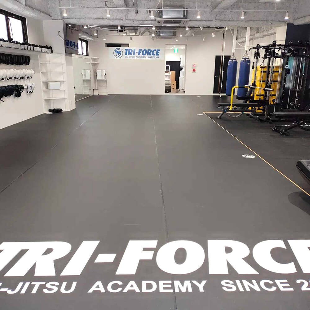 トライフォース上尾店マットエリア